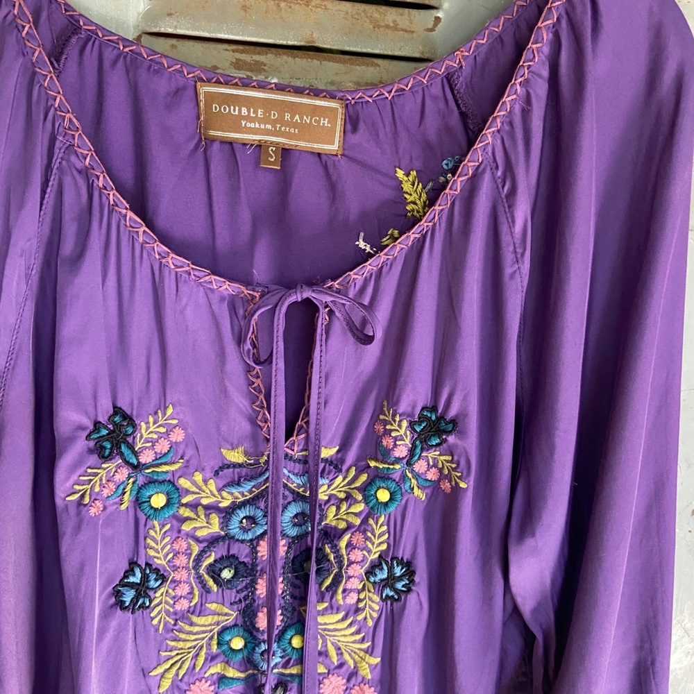 Double D Ranch Embroidered Tunic 💜 - Picture 2 of 7